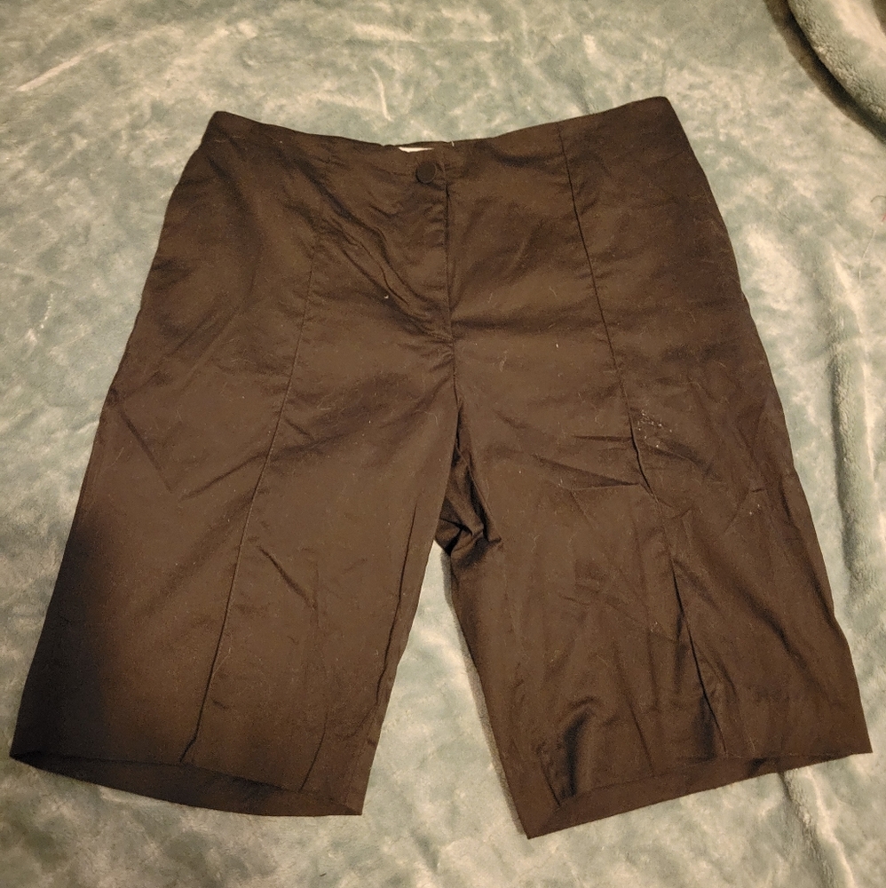 H&M size 8 Bermuda shorts black